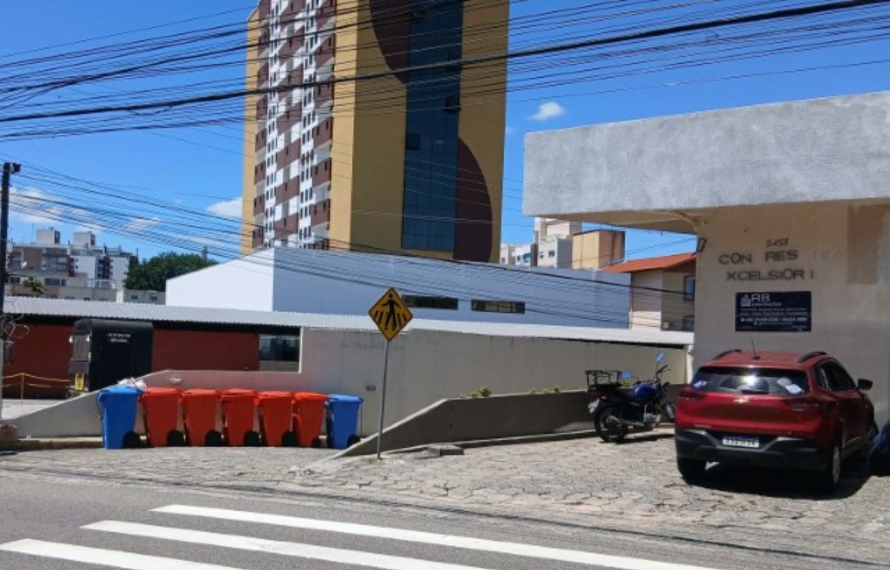 Apartamento no Capoeiras (foto 2 de 2)