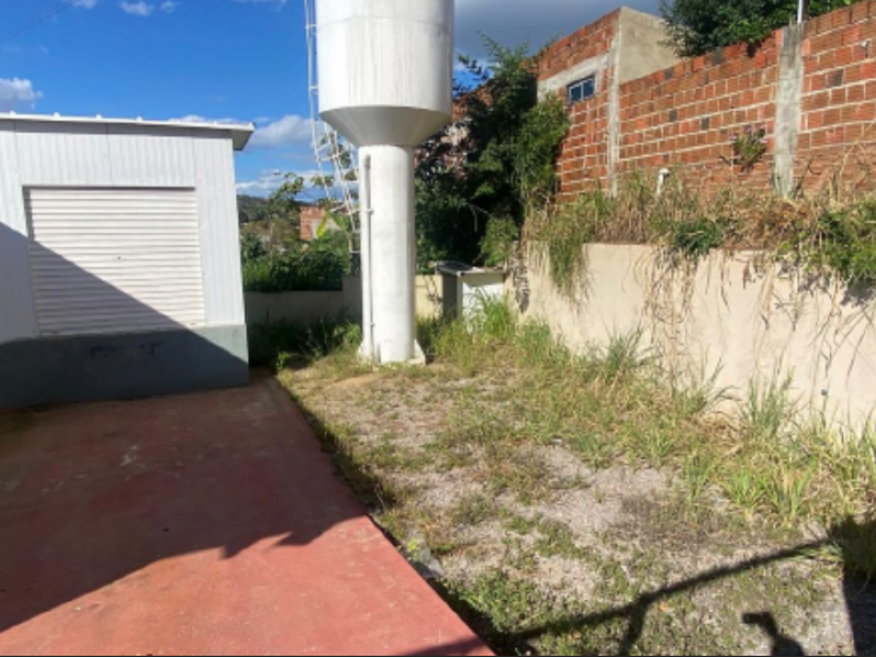 Terreno (foto 4 de 4)