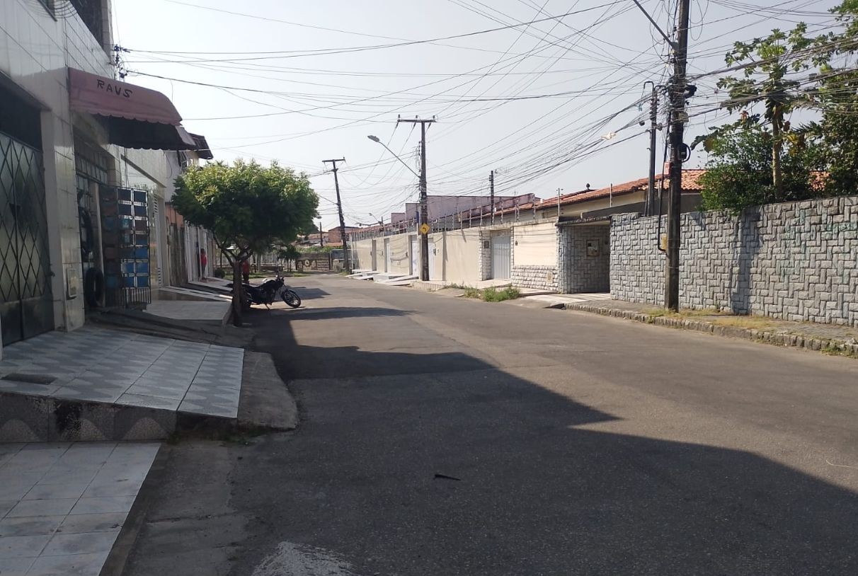 Casa no Floresta (foto 2 de 3)