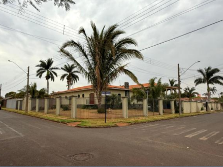 Casa com 5 quartos no Jardim das Flores (foto 15 de 32)
