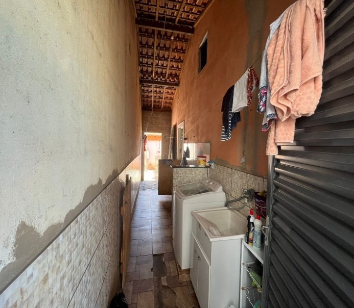 Casa com 2 quartos (foto 6 de 12)