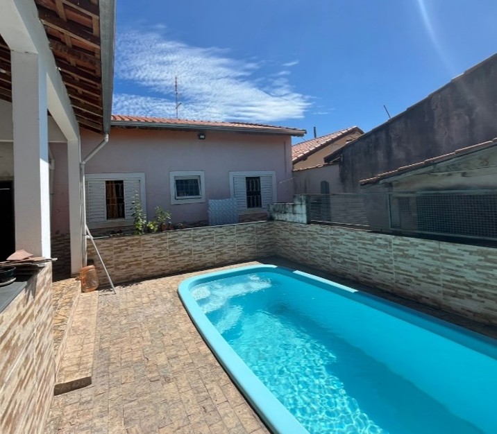 Casa com 2 quartos (foto 11 de 12)