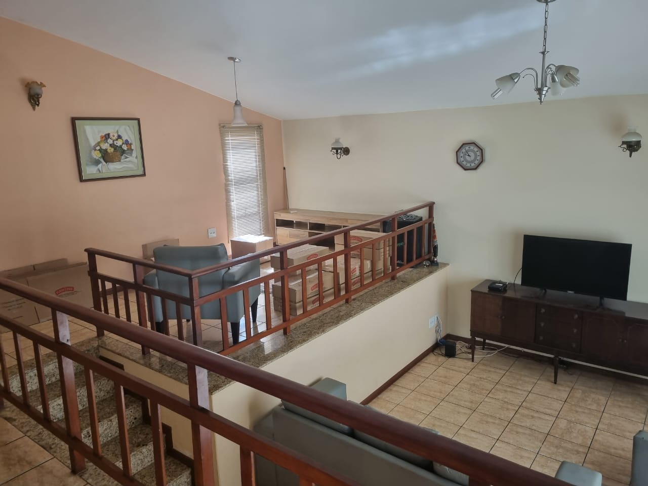 Casa com 3 quartos (foto 2 de 9)