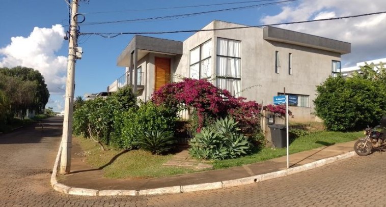 Imagem do imóvel CASA EM CONDOMINIO 540m² 752,47M² | BRASILIA/DF