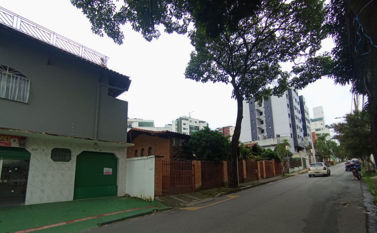 Casa no Liberdade (foto 3 de 3)